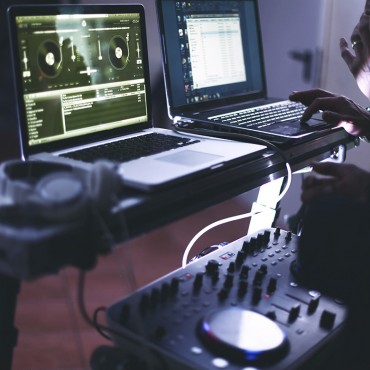 甜蜜的短信在线轰炸